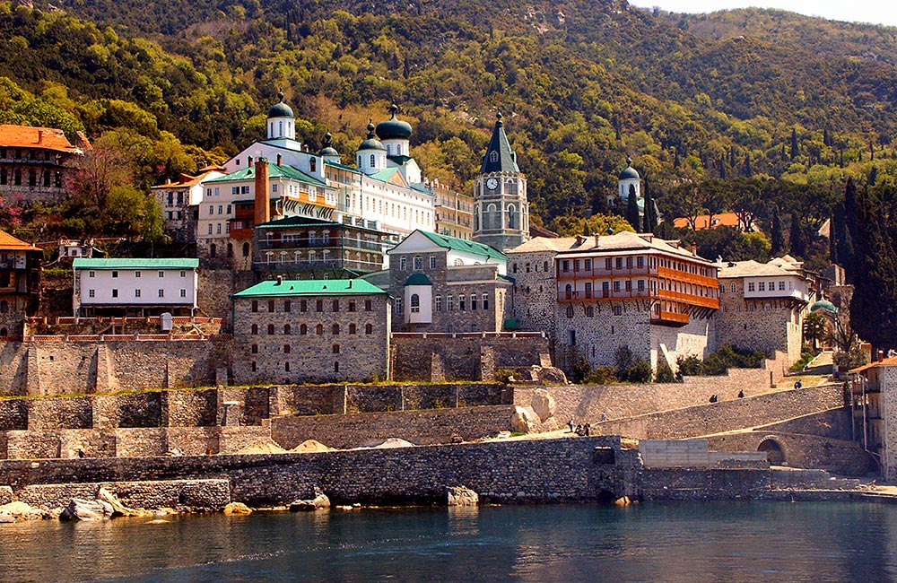 Против антихриста.